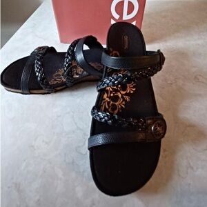 Aetrex sandals size 8.5